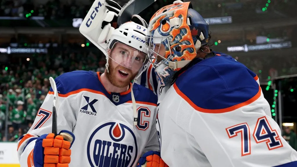 Connor McDavid hugs Stuart Skinner