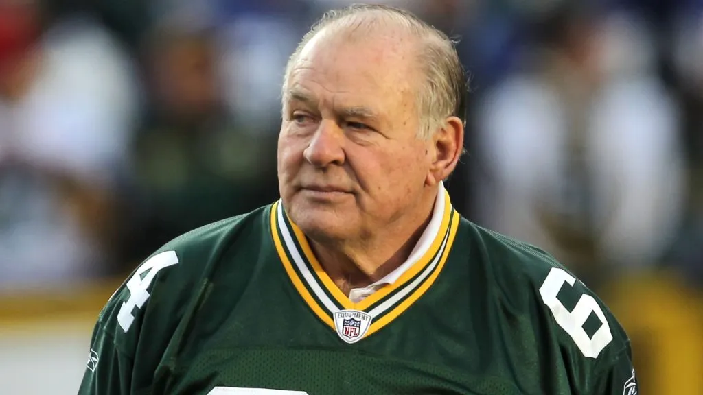 Hall of Famer Jerry Kramer and former Green Bay Packer looks on the NFC Divisional playoff game between the Green Bay Packers and the New York Giants in 2012. (Source: Jonathan Daniel/Getty Images)