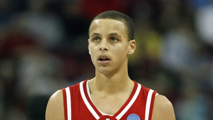 Stephen Curry #30 of the Davidson Wildcats looks on against the Gonzaga Bulldogs
