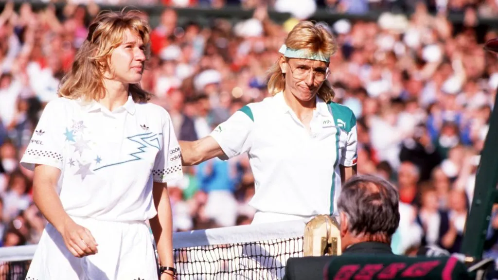 Martina and Navratilova and Steffi Graf during the 1988 Wimbledon. (Bob Martin/AllSport/Getty Images)