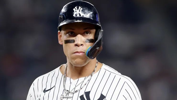 Aaron Judge stands on first base against the Twins on August 12, 2025 in the Bronx.