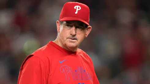 Rob Thomson walks to the dugout after making a pitching change on August 14, 2025 in Washington.