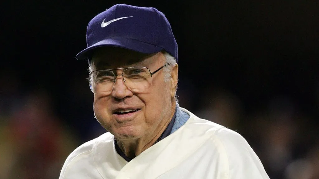 Duke Snider throws out the first pitch before the Dodgers take on the Chicago Cubs in Game Three of the NLDS during the 2008 MLB playoffs. (Source: Lisa Blumenfeld/Getty Images)