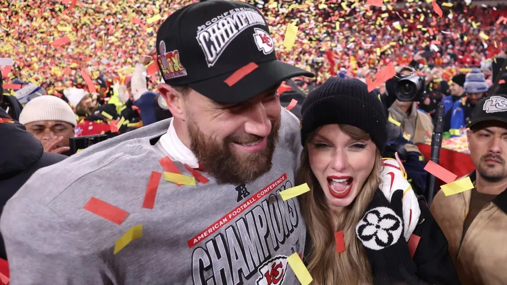 Travis Kelce with Taylor Swift