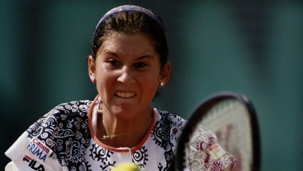 Monica Seles playing in 1992 (Getty Images)