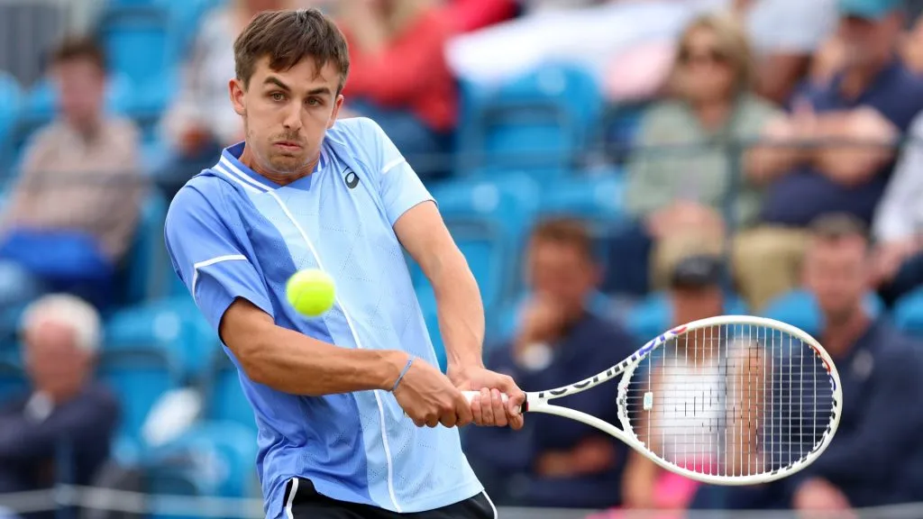 Zachary Svajda plays a backhand during his singles match on day four of the Lexus Surbiton Trophy in 2024. (Source: Tom Dulat/Getty Images for LTA)