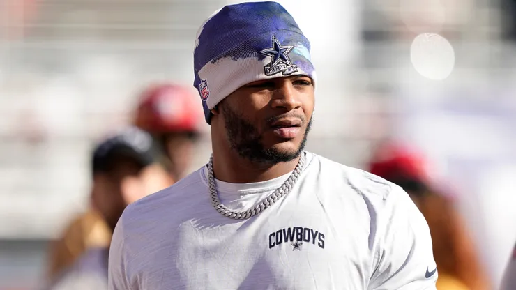 Micah Parsons #11 of the Dallas Cowboys warms up.