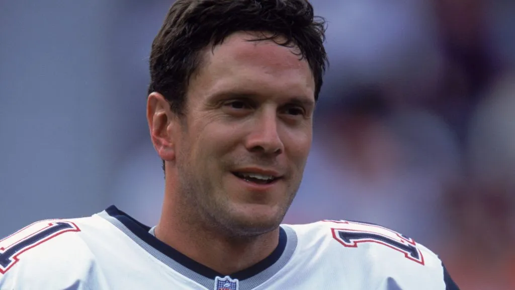 Drew Bledsoe #11 of the New England Patriots smiles during warmups before an NFL game in 2001. (Source: Jim Gund/Allsport)