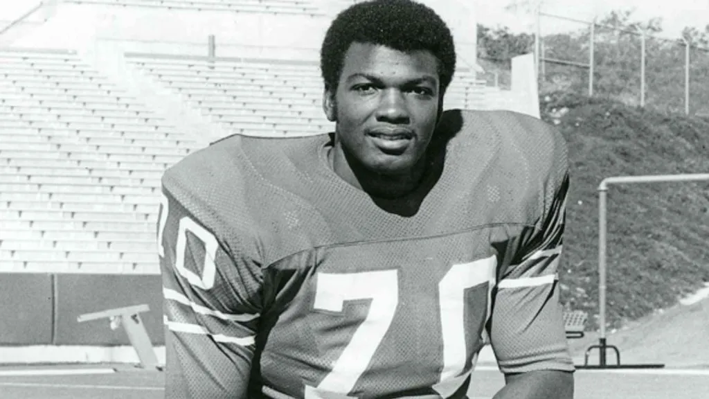 Leon Gray (Source: The Patriots Hall of Fame)