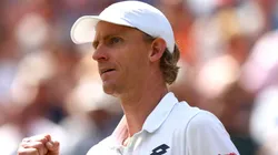 Kevin Anderson celebrates a point against Roger Federer during 2018 Wimbledon.