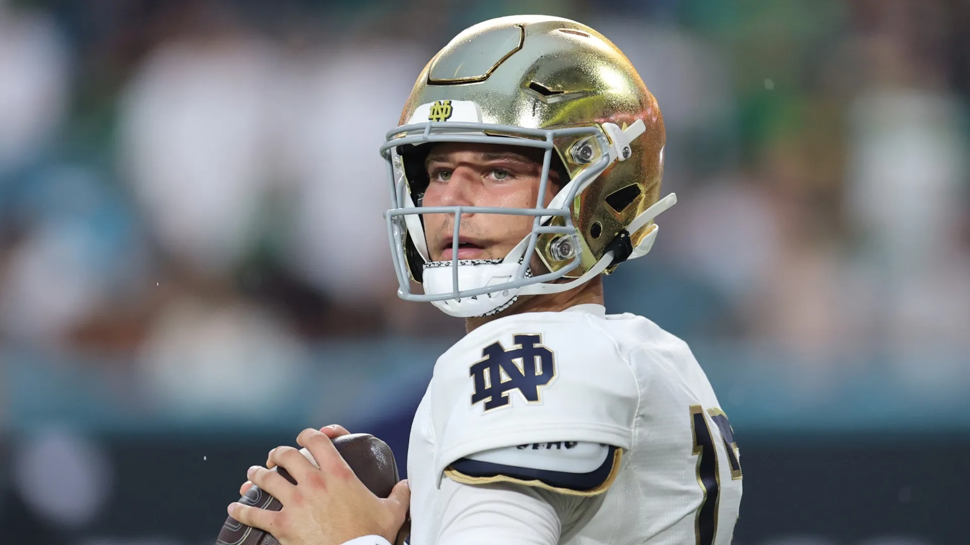 CJ Carr of the Notre Dame Fighting Irish