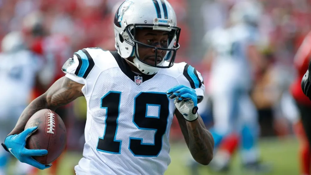 Ted Ginn runs the ball during the second quarter of an NFL game against the Tampa Bay Buccaneers in 2017. (Source: Brian Blanco/Getty Images)