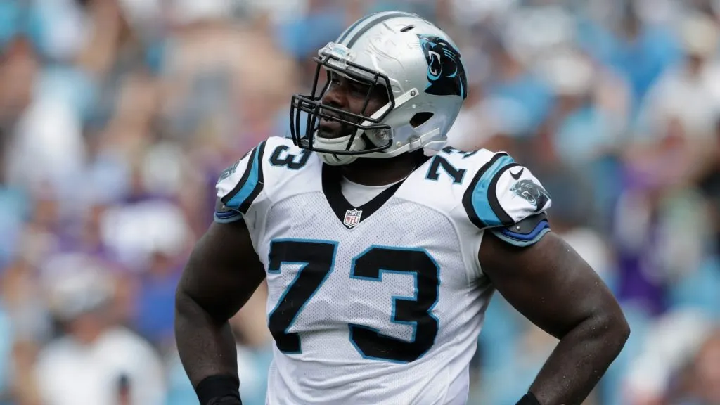 Michael Oher watches a replay against the Minnesota Vikings in the 3rd quarter during their game in 2016. (Source: Streeter Lecka/Getty Images)