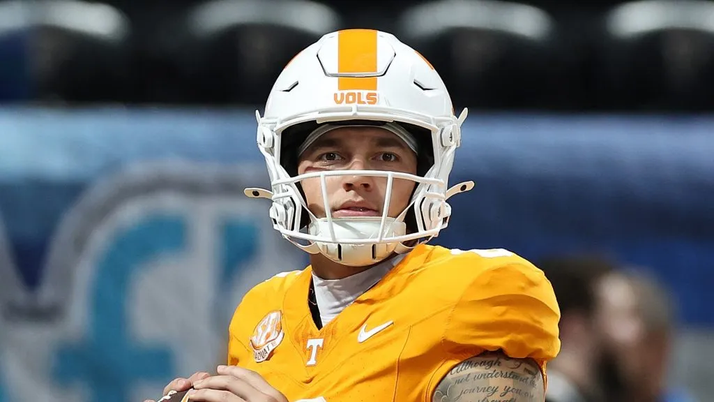 Joey Aguilar throws a pass