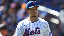 Kodai Senga #34 of the New York Mets looks back after being taken out.