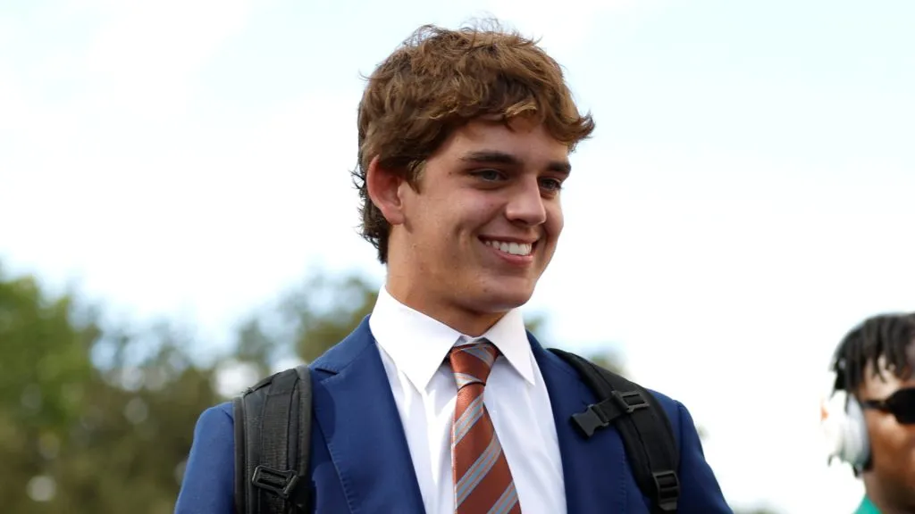 Arch Manning arriving at the stadium