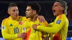 Luis Diaz of Colombia celebrates with teammates James Rodriguez and Richard Rios.