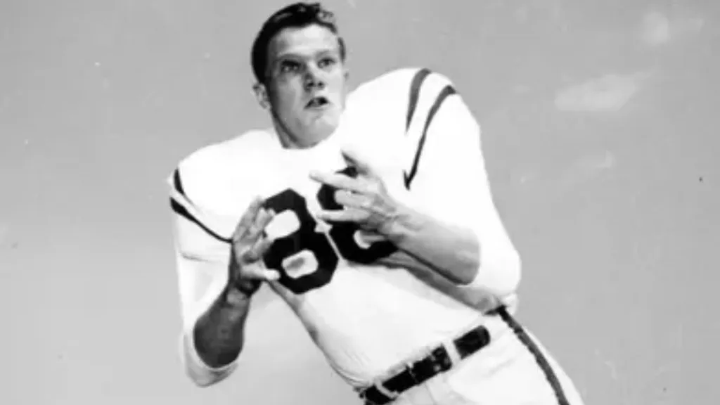 Larry Grantham (Source: Ole Miss Athletics)