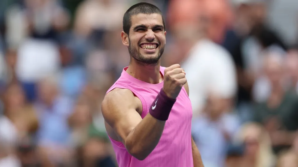 Carlos Alcaraz celebrating