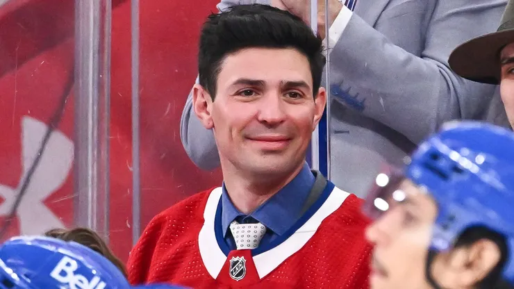 Canadiens trade Carey Price’s contract to Sharks in cap-clearing move.