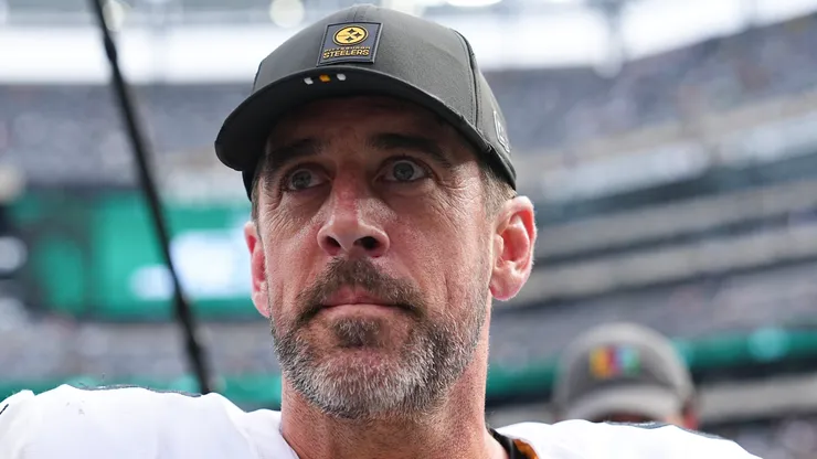 Aaron Rodgers quarterback of the Pittsburgh Steelers