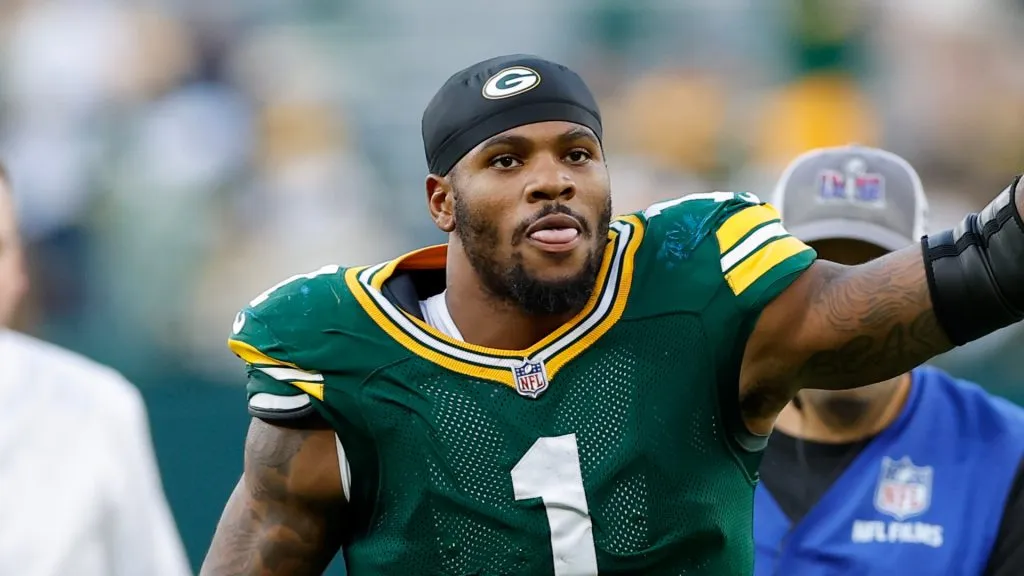 micah parsons pointing