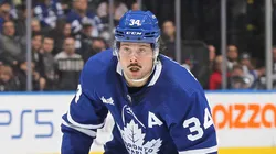 Auston Matthews reacts to news of Connor McDavid’s contract extension with Edmonton.