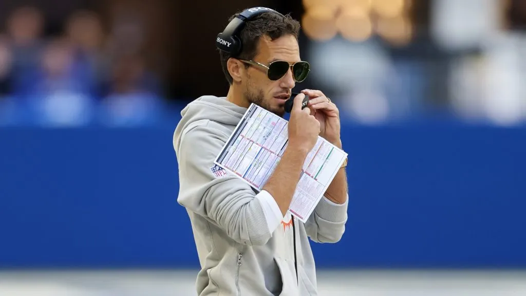 Mike McDaniel head coach