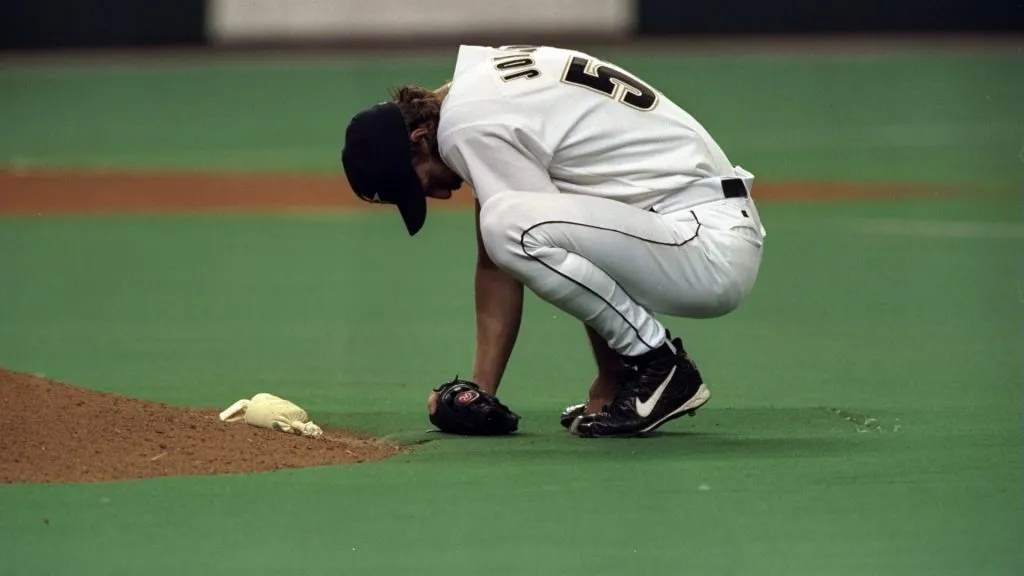 Randy Johnson (Source: Stephen Dunn /Allsport)