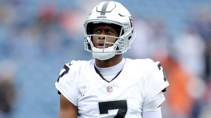 Geno Smith #7 of the Las Vegas Raiders.