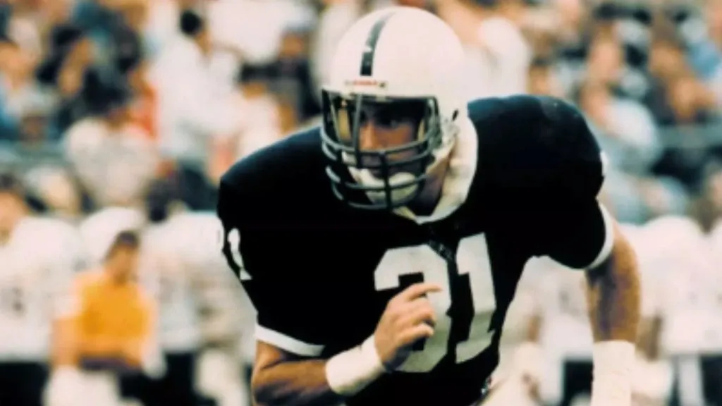 Shane Conlan (Source: Penn State Athletics)