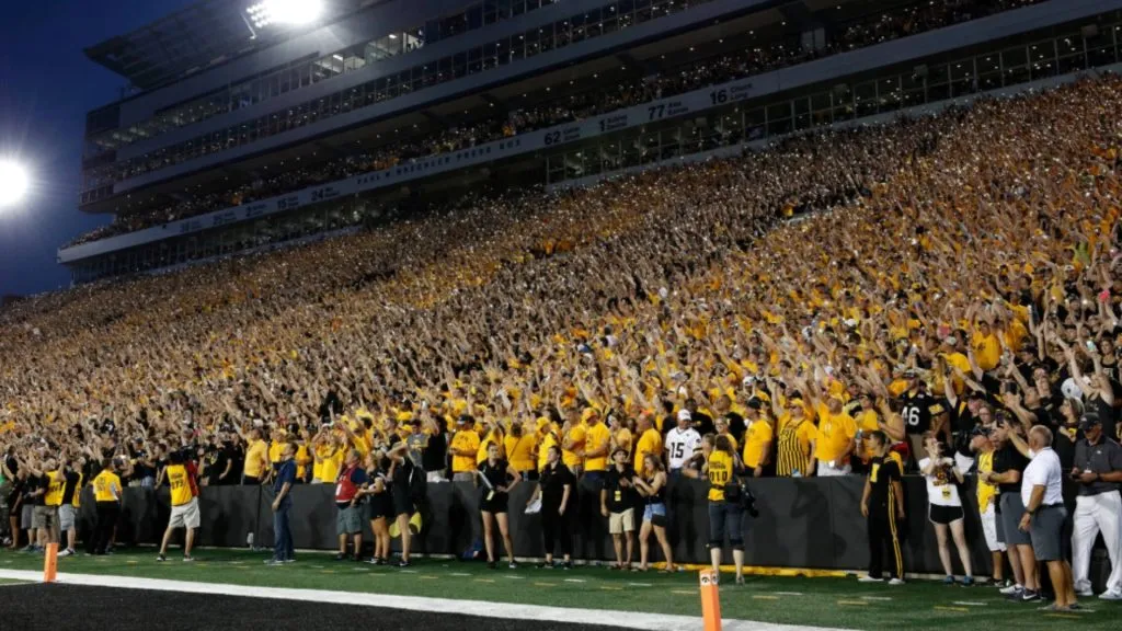 The hawkeye wave (Source: Iowa Hawkeyes)