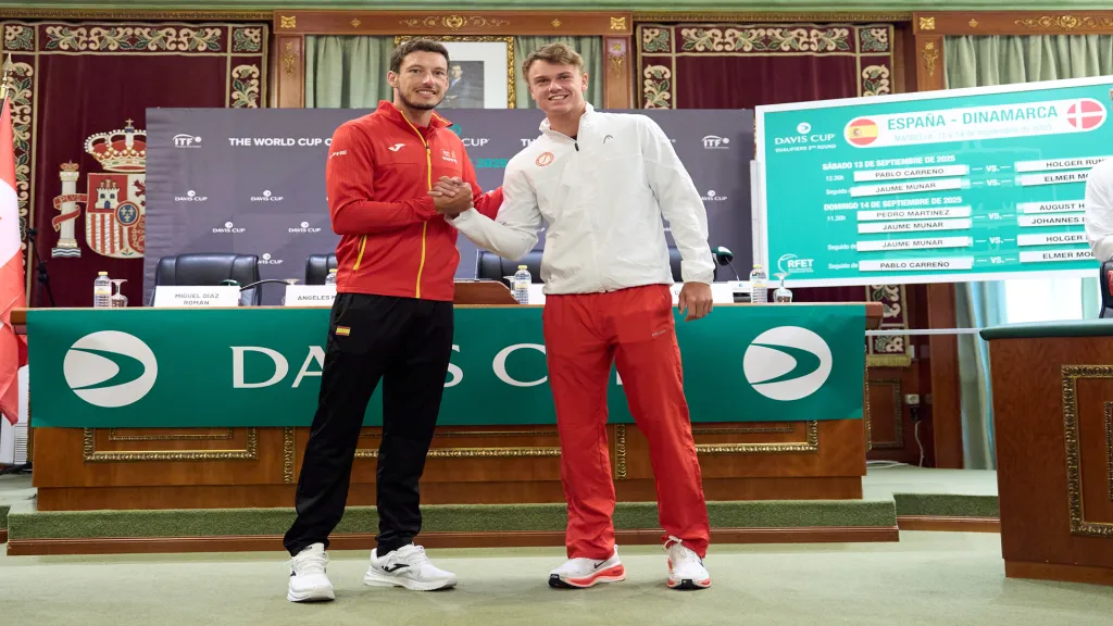 Holger Rune and Pablo Carreno Busta in Marbella, where they will face each other in the Davis Cup.