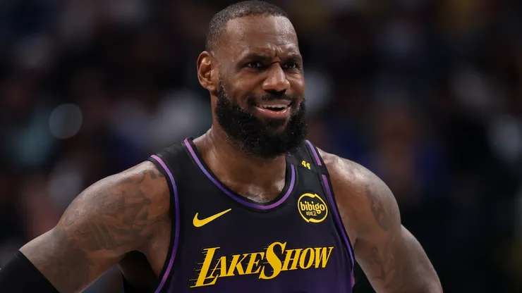 LeBron James #23 of the Los Angeles Lakers