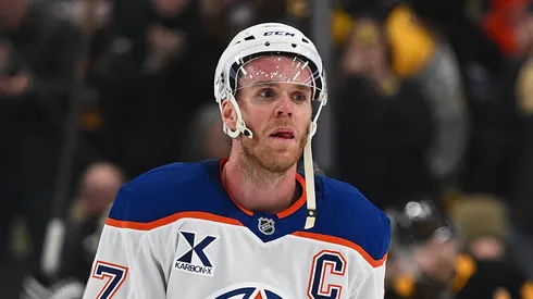 Connor McDavid at PPG PAINTS Arena on January 9, 2025 in Pittsburgh, Pennsylvania.