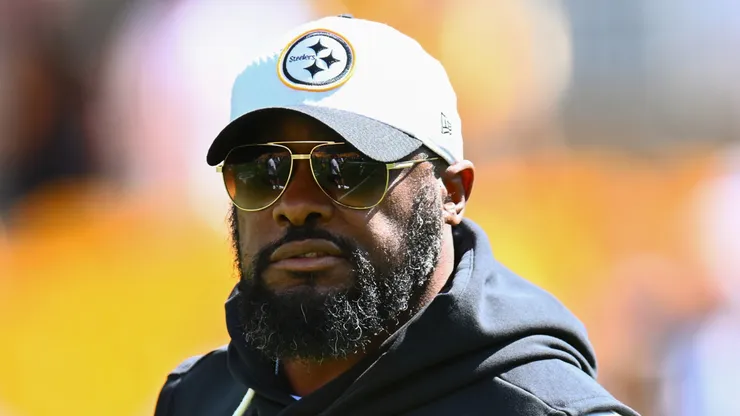 Mike Tomlin head coach of the Pittsburgh Steelers