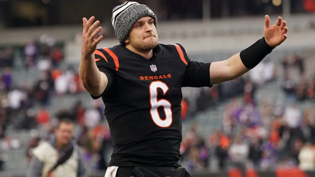 Jake Browning #6 of the Cincinnati Bengals celebrates after a game in 2023. (Source: Dylan Buell/Getty Images)