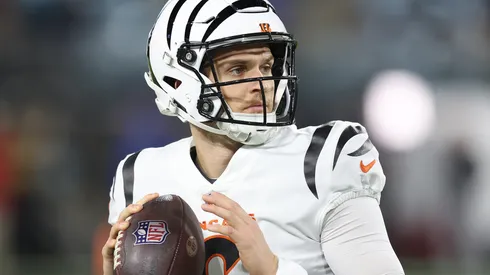 Jake Browning #6 of the Cincinnati Bengals warms up prior to a game in 2023.