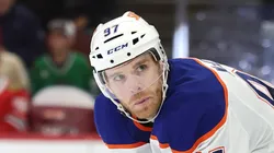 Connor McDavid of the Oilers skates in an NHL game.