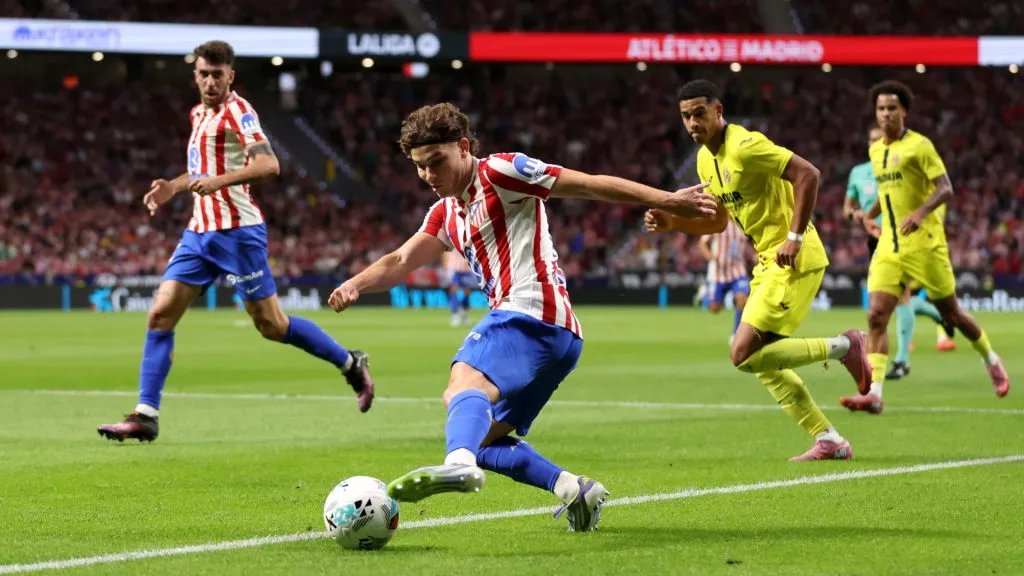 Julian Alvarez during a game against Villareal. (Florencia Tan Jun/Getty Images)