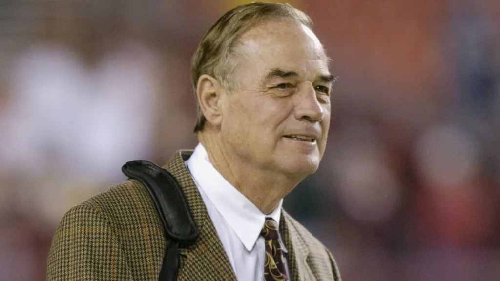 Sam Huff (Source: Al Messerschmidt/Getty Images)