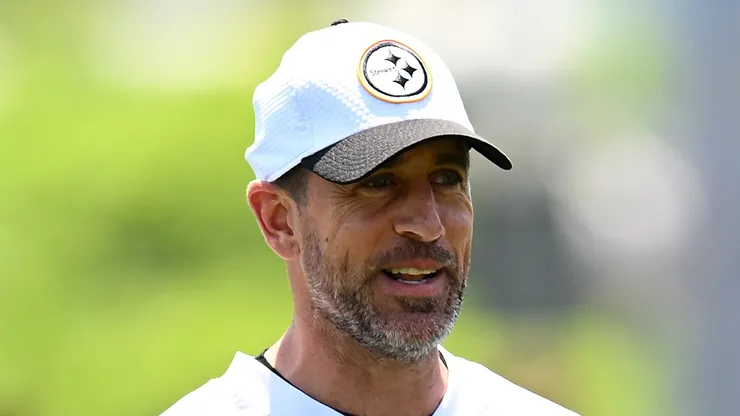 Aaron Rodgers of the Pittsburgh Steelers