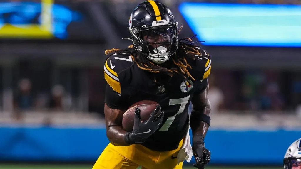 Trey Sermon in action during a preseason game
