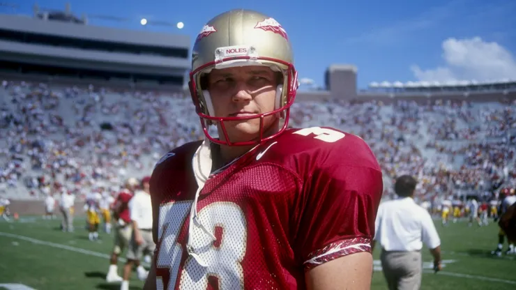 Kicker Sabastian Janikowski #38 of the Florida State Seminoles in 1998.