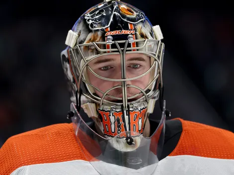 Former Flyers goalie Hart reportedly drawing interest from at least two teams