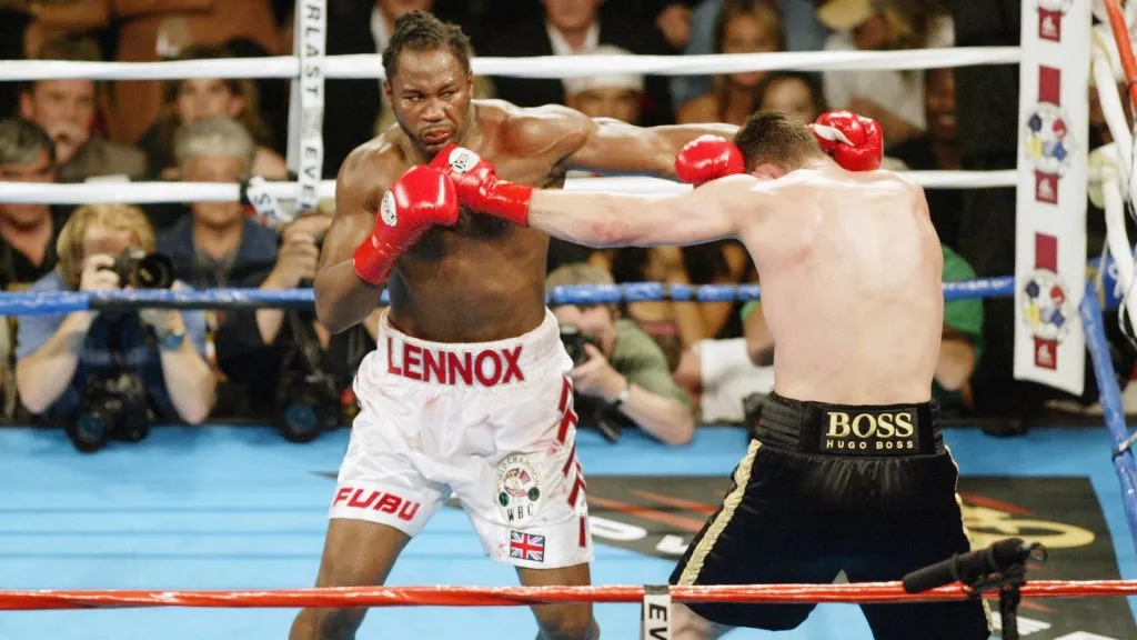 Lennox Lewis vs. Vitali Klitschko (Source: Jeff Gross/Getty Images)