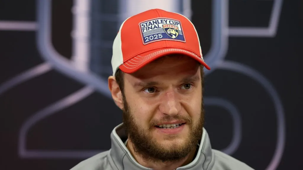 Aleksander Barkov during media availability