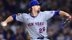 Nolan McLean #26 of the New York Mets pitches during the first inning against the Chicago Cubs.