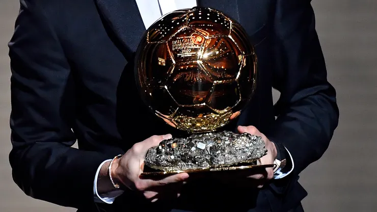 Karim Benzema receives the Ballon d'Or award