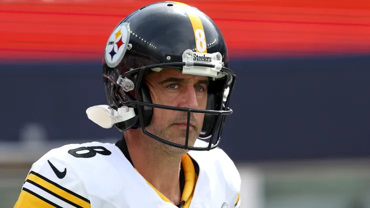 Aaron Rodgers #8 of the Pittsburgh Steelers.